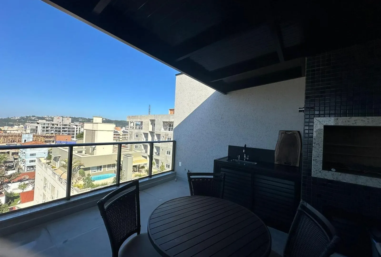 Cobertura Com Vista Para O Mar A 200M Da Praia - Bombas, Bombinhas