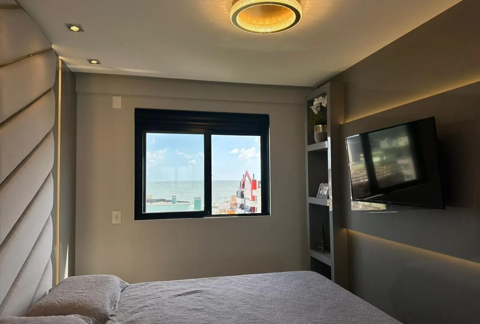 Cobertura Com Vista Para O Mar A 200M Da Praia - Bombas, Bombinhas Bombas